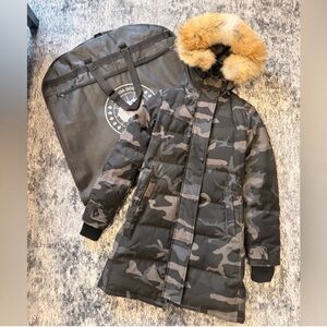 Canada Goose Shelburne Parka Black Label